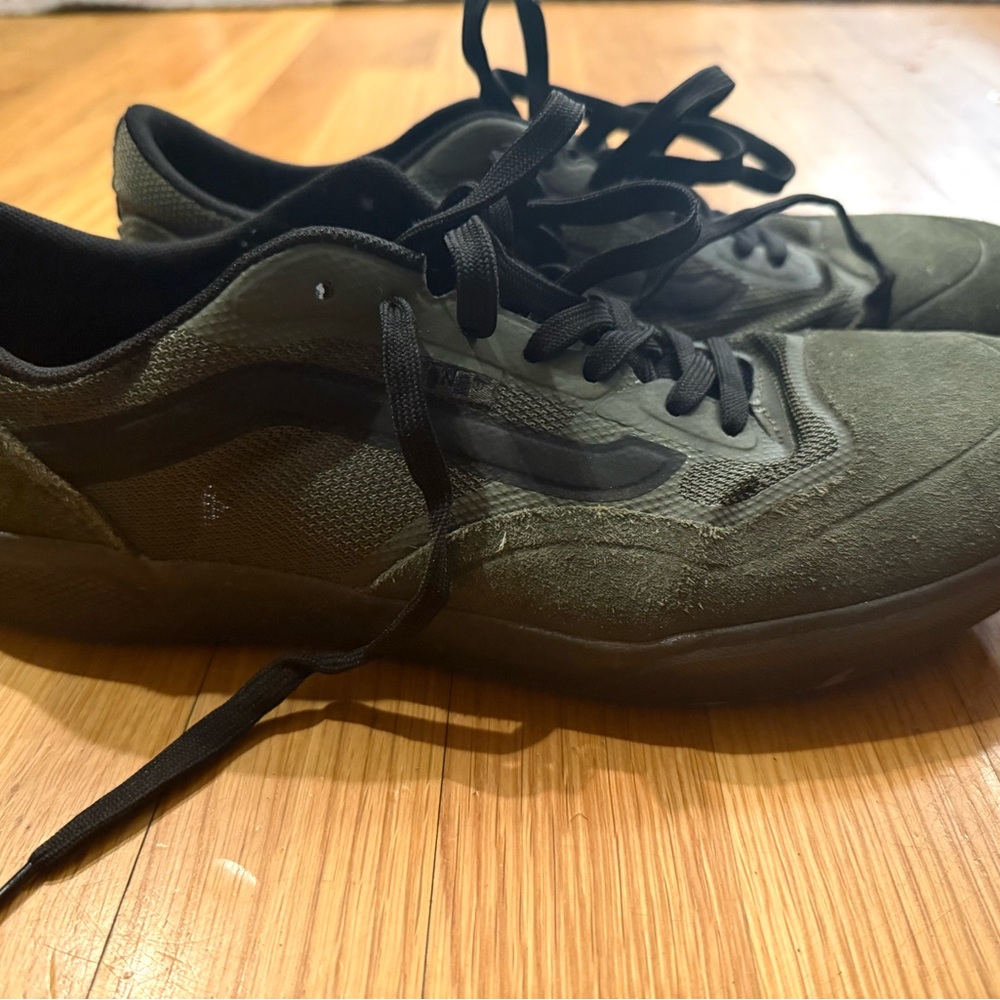 Olive Green Men’s Vans Skate Sneakers - Br